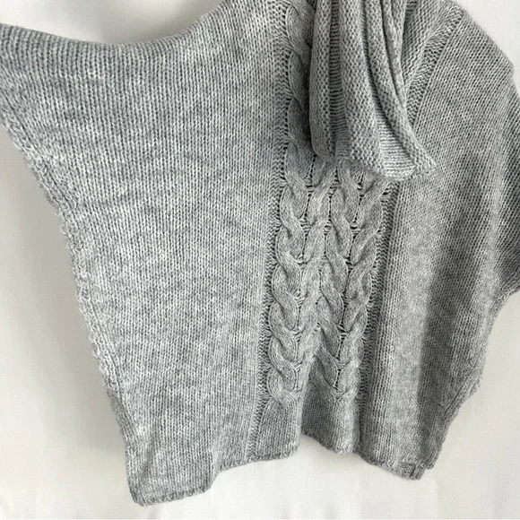 Cocogio ~new~Chunky Lightweight Cable Knit Hoodie Poncho - Picture 10 of 12